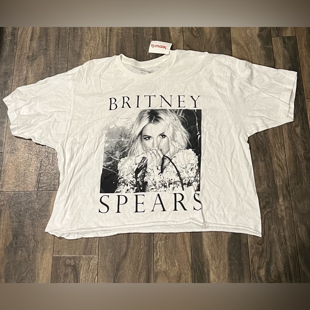 NWT Britney Spears Crop Tshirt